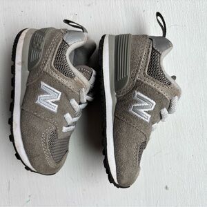 New Balance Toddler/Baby Classic 574 Gray and White Sneakers